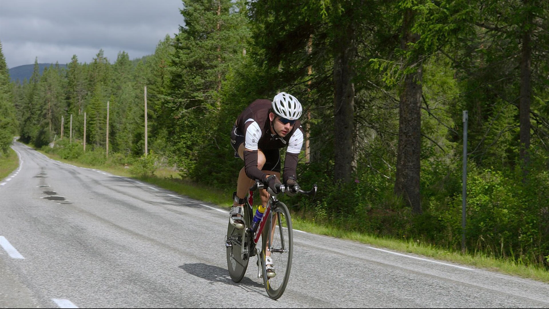 谁是下一个姚明球迷热议杨瀚森未来发展，姚明杨威杨阳洋